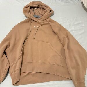 Nike Men’s Tan Pullover Hoodie with White Swoosh